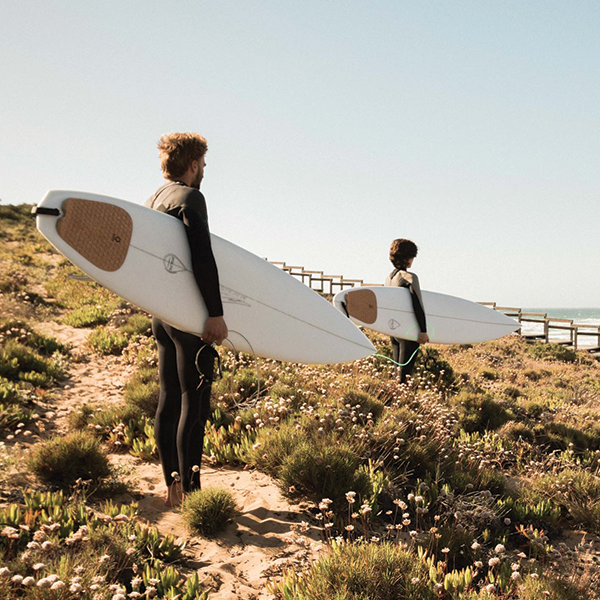 PADS DE SURF EN LIÈGE MADE NATURE