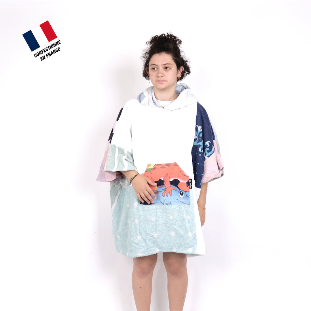 Poncho Anfibi Junior 100% Upcyclé « Frogs & Dolphin » modèle unique