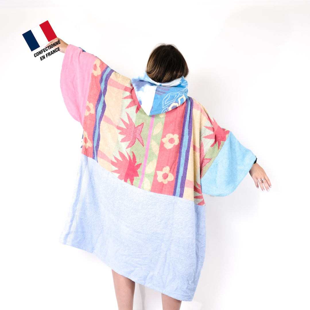 Poncho Anfibi unisexe 100% Upcyclé « Flowers and Leaves » modèle unique