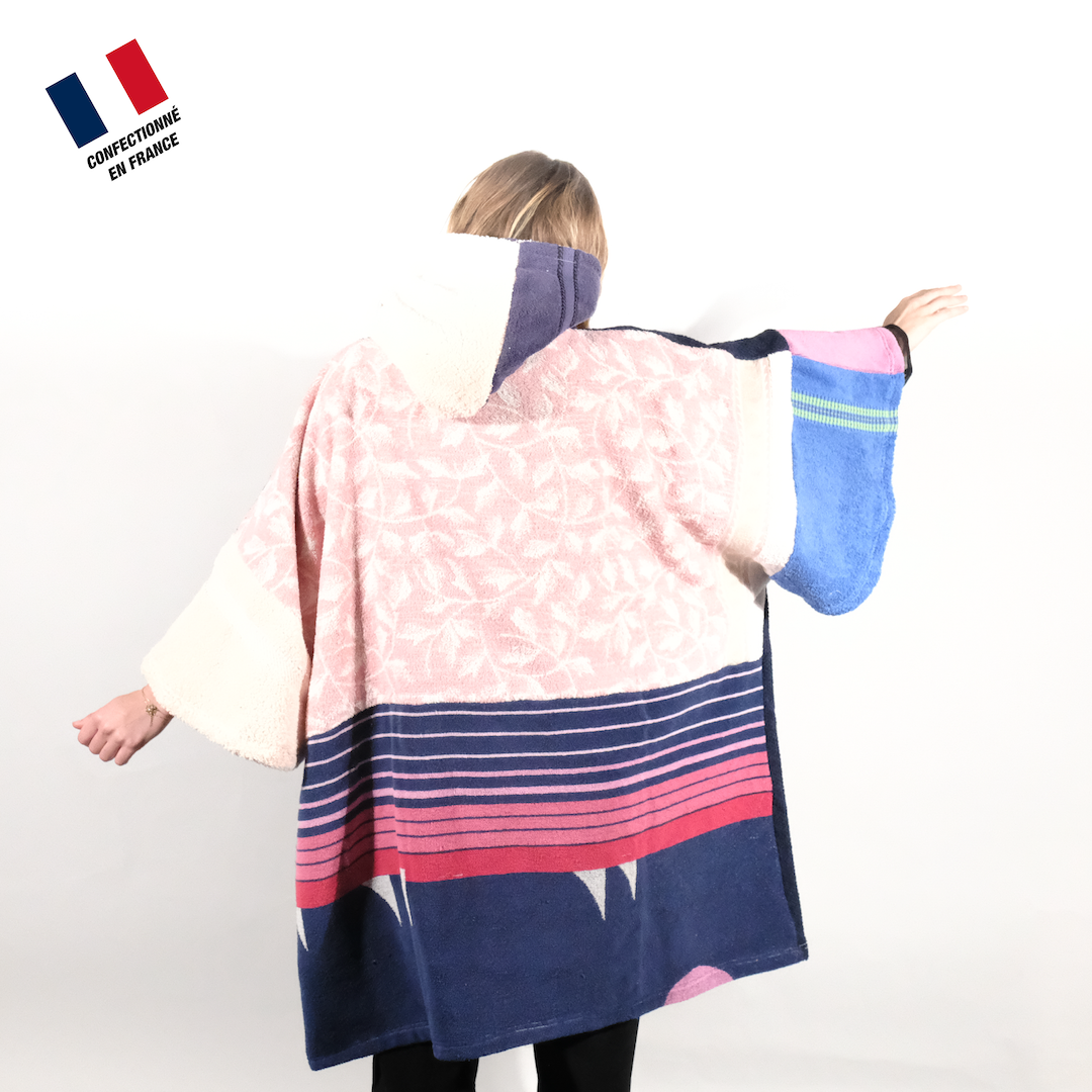 Poncho Anfibi unisexe 100% Upcyclé « White Pocket  » modèle unique