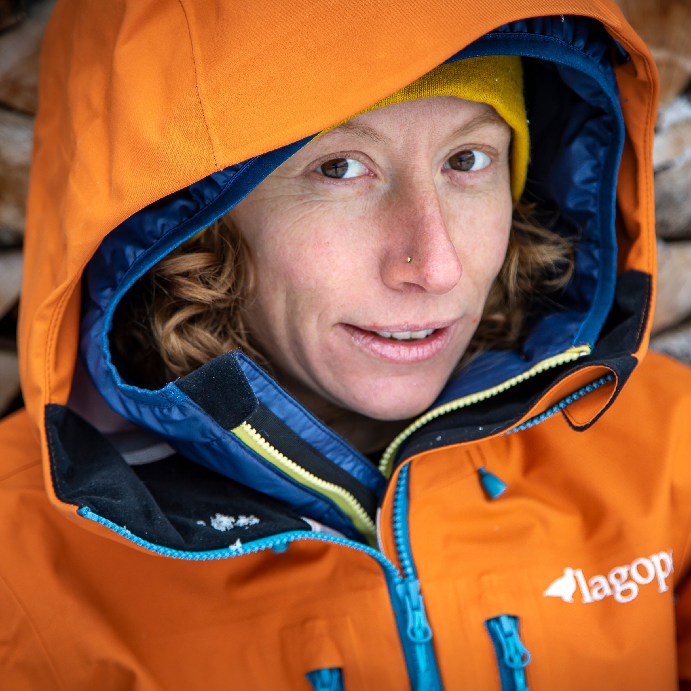 Veste de haute montagne Femme. Conçue au Canada Veste de haute montagne Femme. Conçue au Canada
