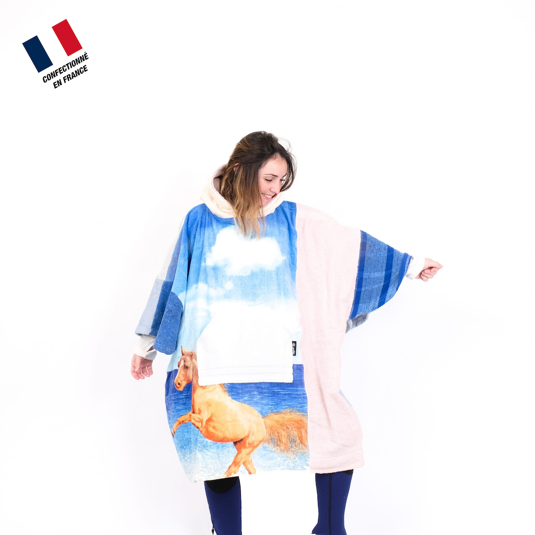 Poncho Anfibi unisexe 100% Upcyclé « Horse » modèle unique